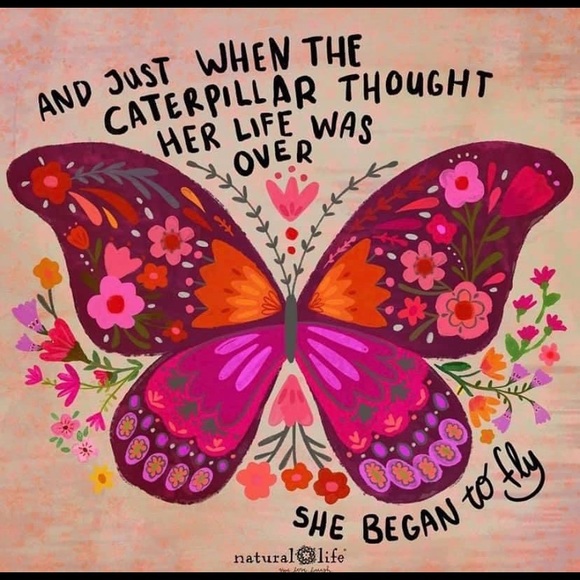 Meet your Posh Ambassador, Sarah 🌸💕 - Picture 6 of 6